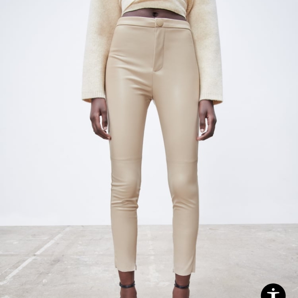 BNWT Zara Faux Leather Jeggings. Size Medium.